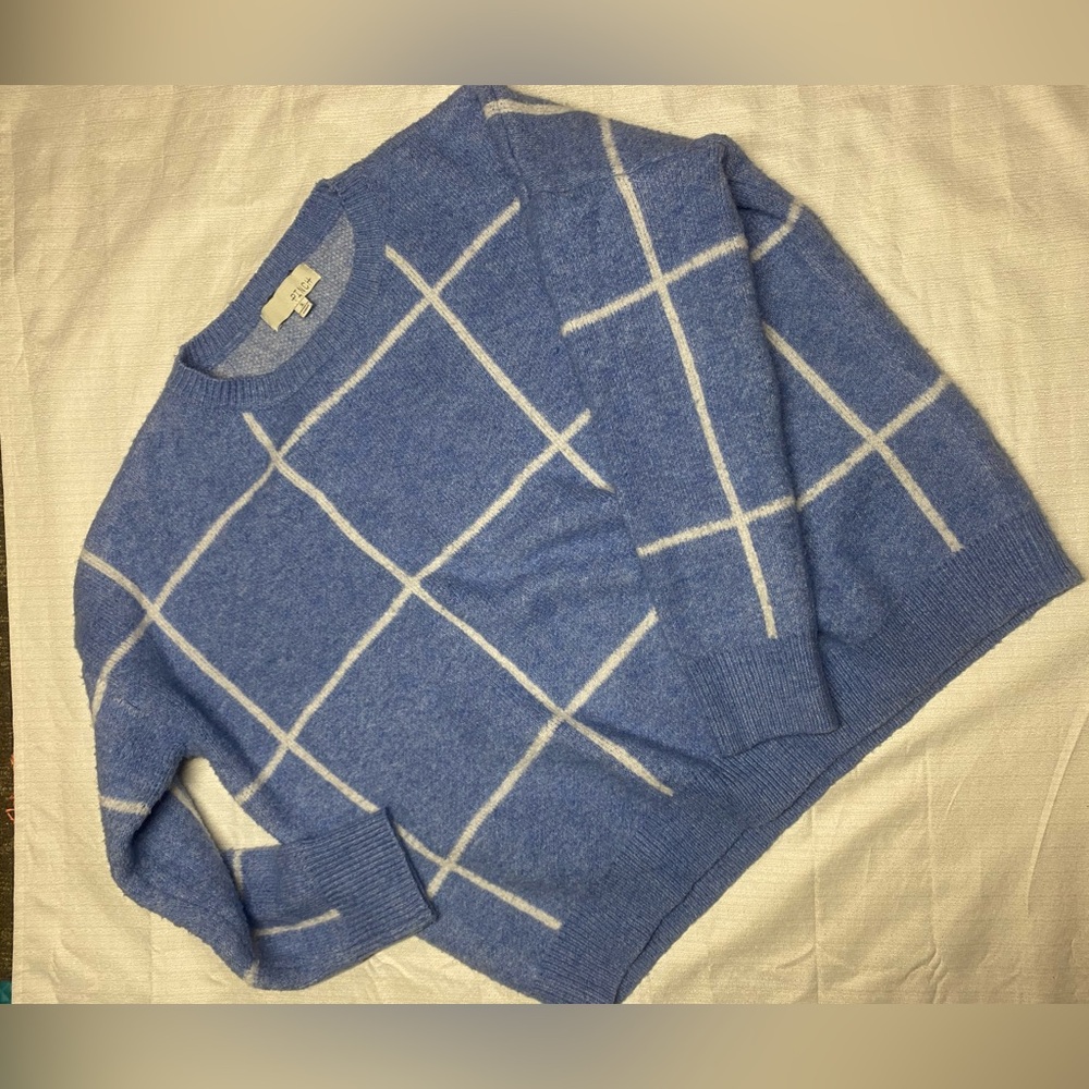 Pinch Blue and White Crewneck Sweater Checkered Thick Cozy Winter